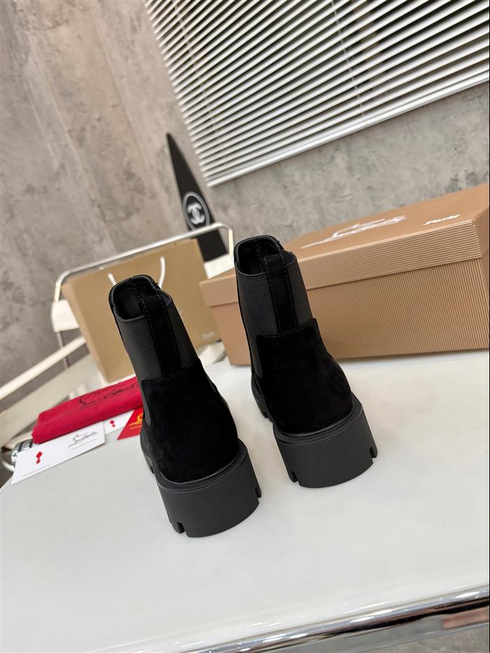 20251128172812152 330